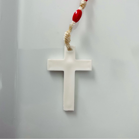 Vintage 1950’s Rosary Bead Necklace - Picture 4 of 4